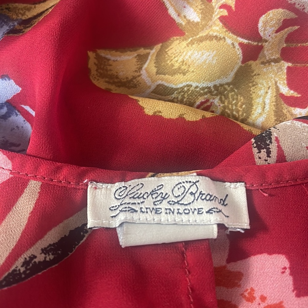 blouse - Picture 4 of 4